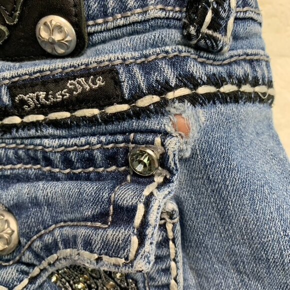 Miss Me fro Buckle Women’s Bling Wings Bootcut Denim Jeans Size 30 x 27” - Picture 5 of 15